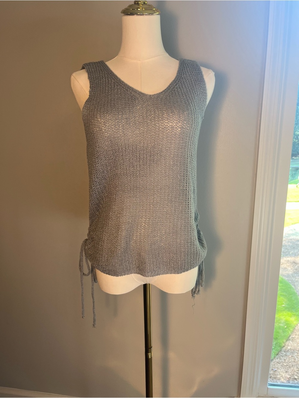 Sleeveless V-Neck Knit Tank Top NWOT 
sky blue gray- small -adjustable rouching